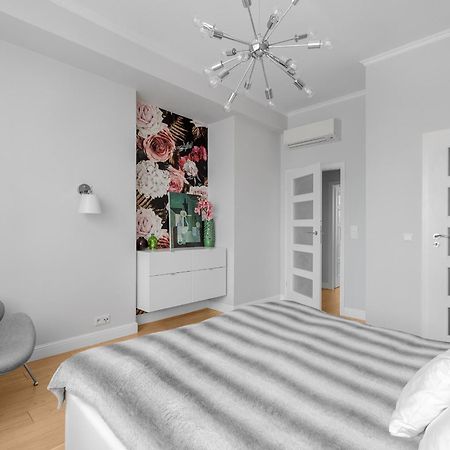 Unitapartament Delux Warszawa Centrum Blisko Plac Zbawiciela Hala Koszyki Metro Politechnika Jest To Elegancki I Wygodny Apartament Na Noclegi I Pobyt W Warszawie - Zapraszamy 외부 사진