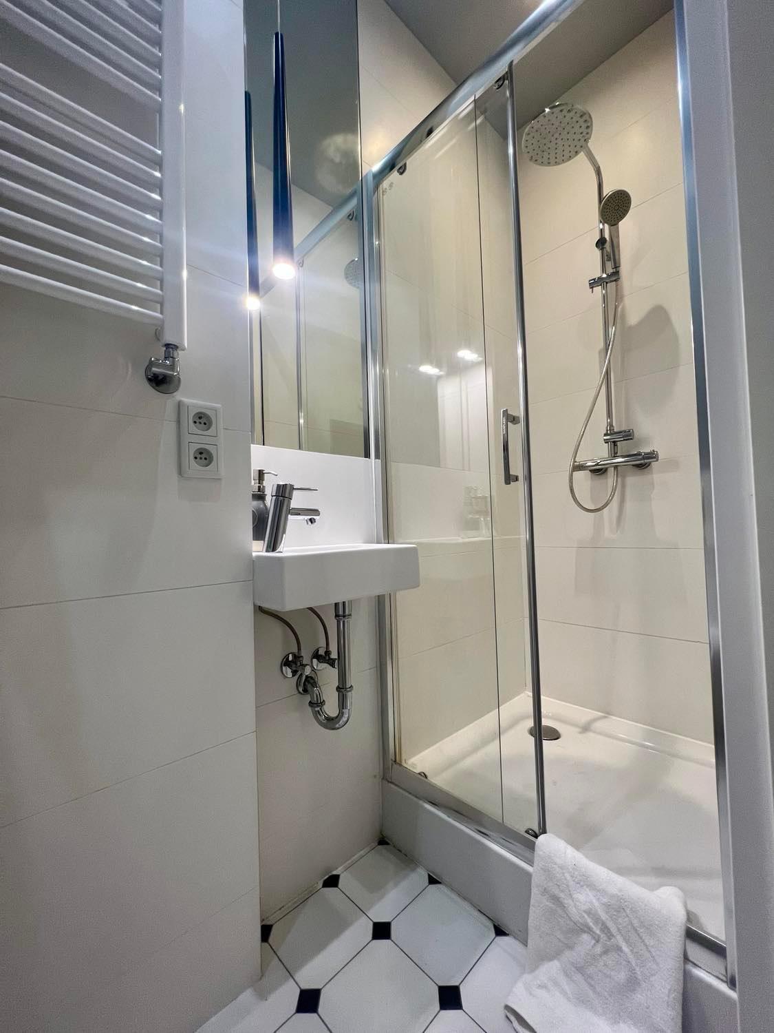 Unitapartament Delux Warszawa Centrum Blisko Plac Zbawiciela Hala Koszyki Metro Politechnika Jest To Elegancki I Wygodny Apartament Na Noclegi I Pobyt W Warszawie - Zapraszamy 외부 사진